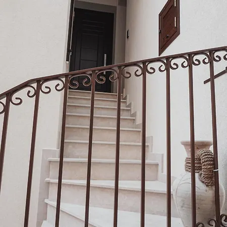 Casa Stomar פוצאלו
